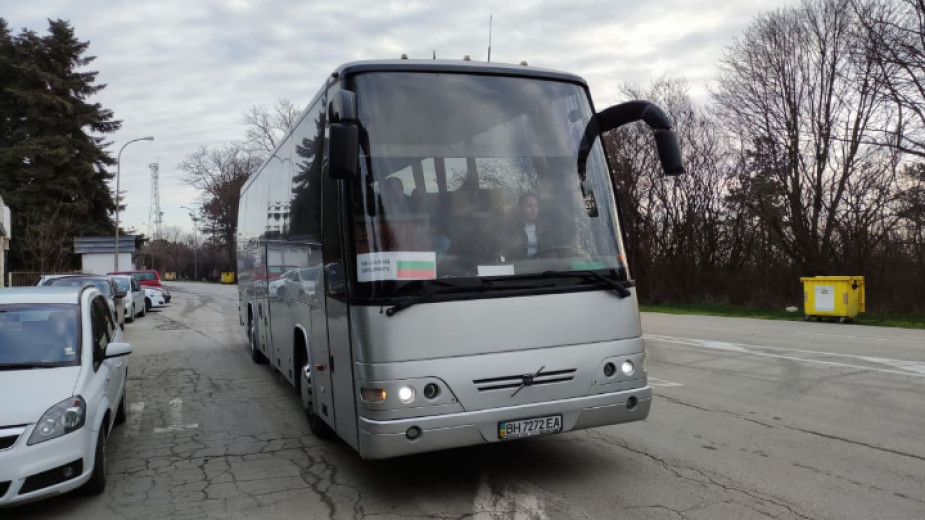 Тръгват автобуси за извозване на български граждани и граждани от бесарабски произход